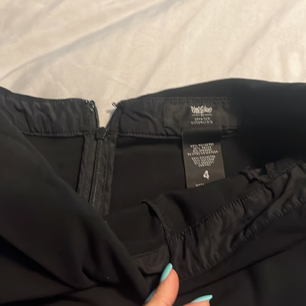 Black skort - Picture 3 of 5
